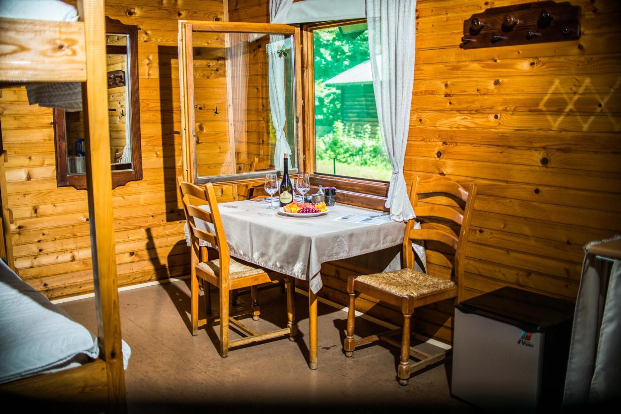 Wooden Village Resort Ponari Bagian luar foto